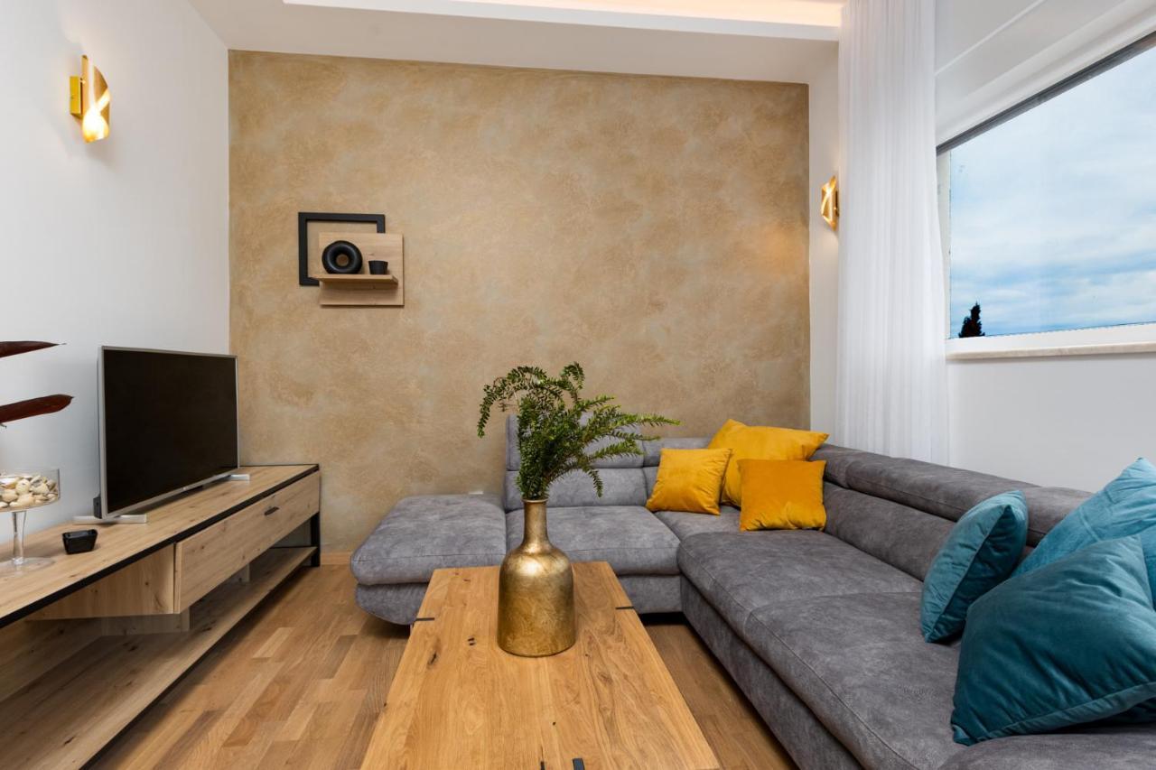 Apartment Muzini Malinska Luaran gambar
