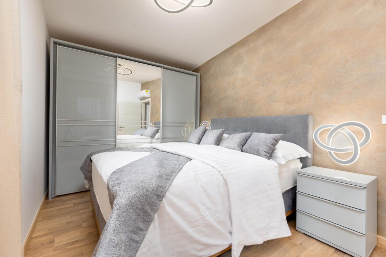 Apartment Muzini Malinska Luaran gambar